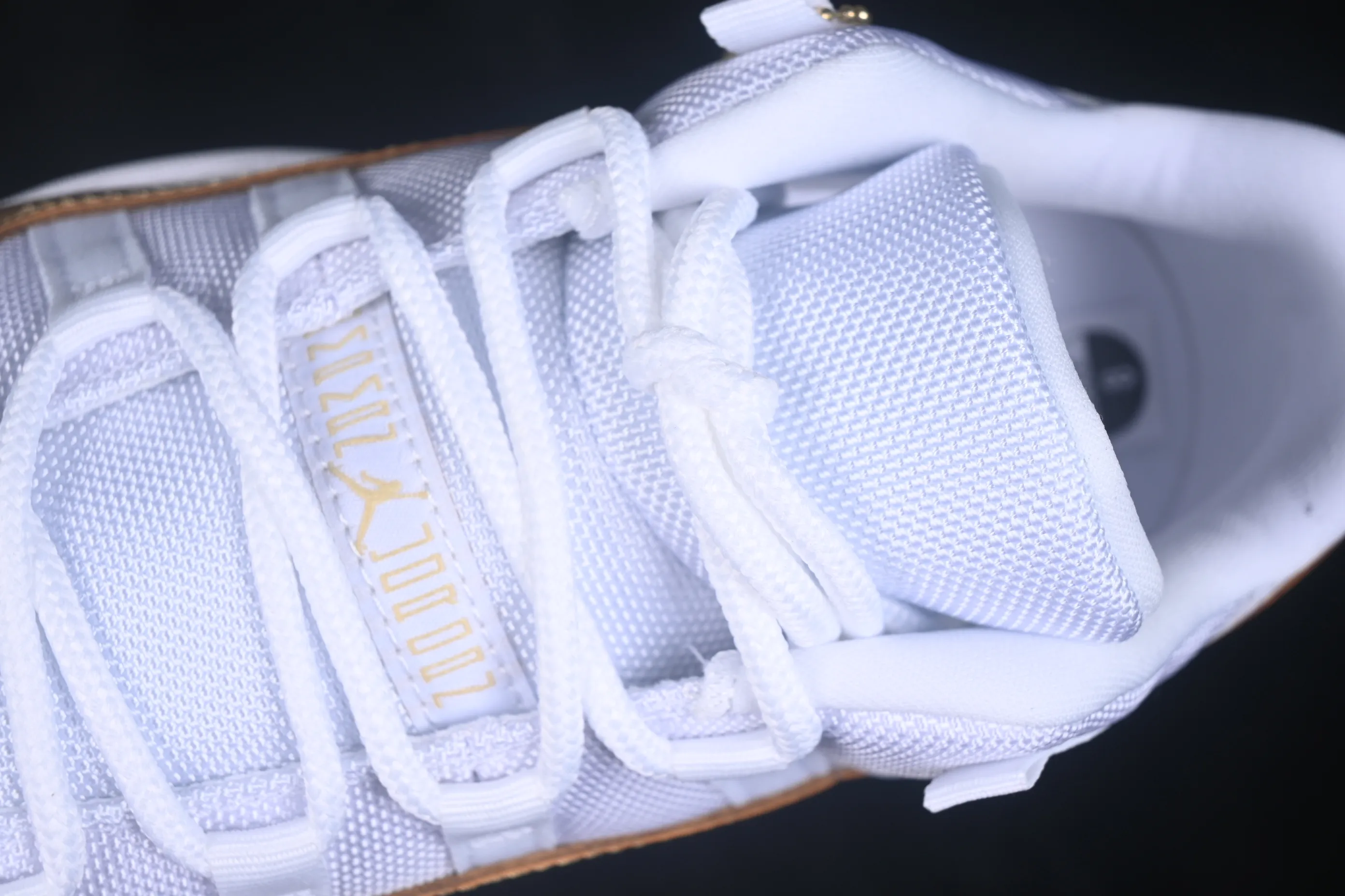 All categories Air Jordan Jordan series basketball shoes Air Jordan 11 F version Air Jordan 11 Low "Metallic Gold" AJ11 Joe 11 Platinum AH7860-102